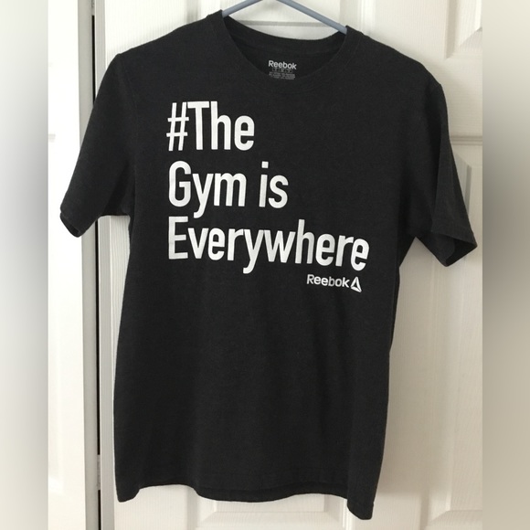 Reebok tee - Picture 1 of 3